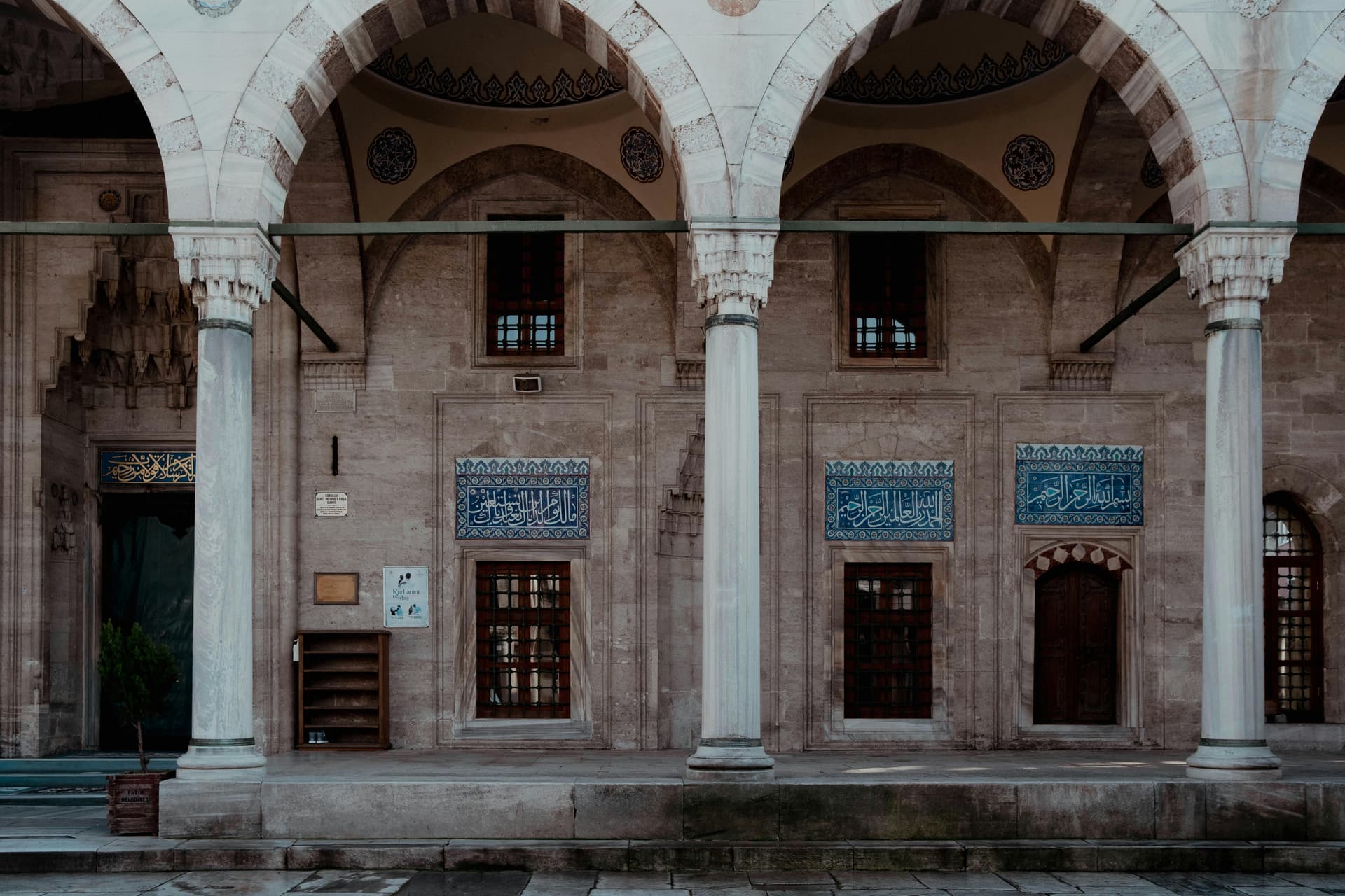 Explore Óbidos: A Medieval Gem in Portugal